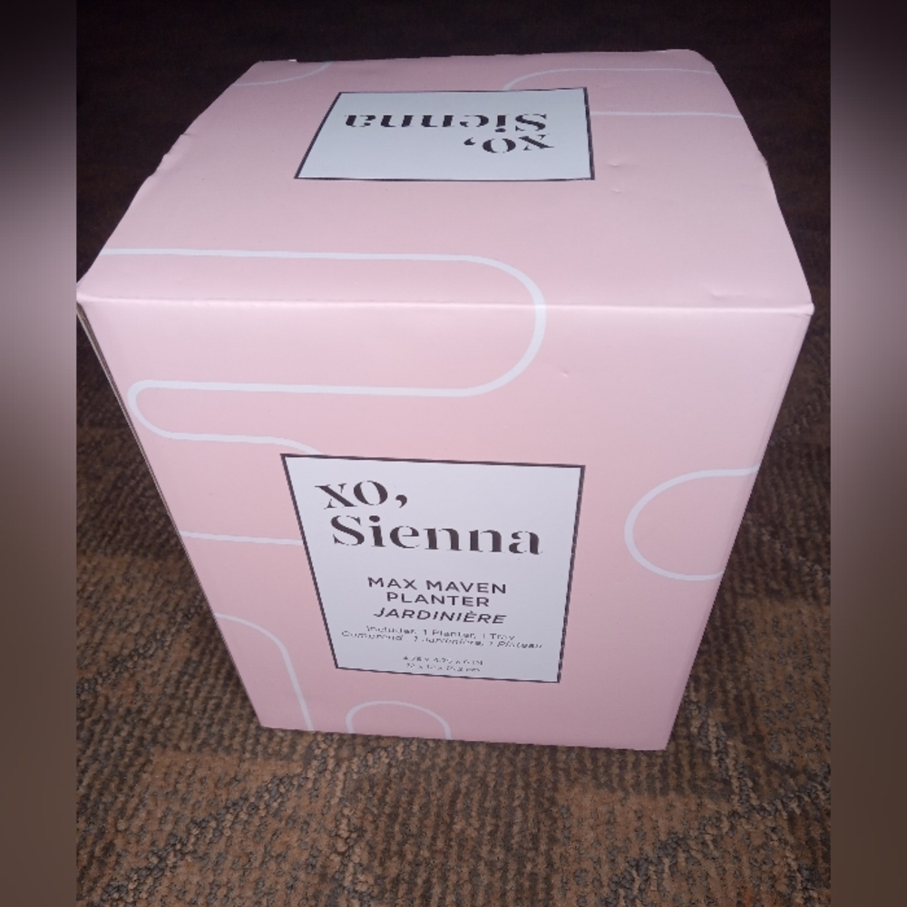 XO, Sienna - Max Maven Stoneware Planter